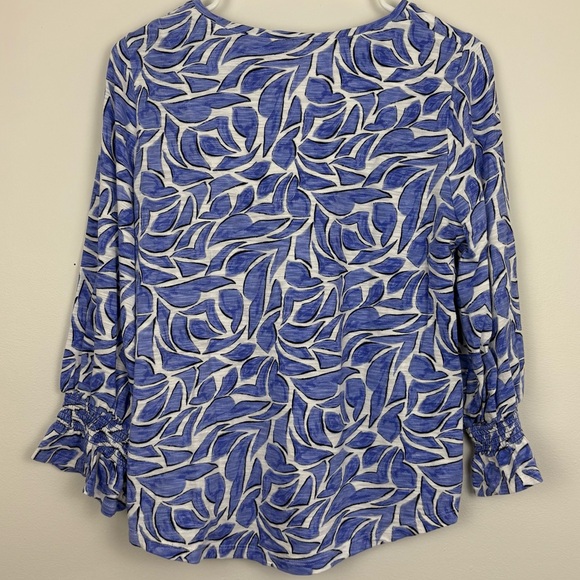 Chico's Blue Leaf-Print Ruffle-Cuff Blouse Cotton Modal size 1/Med - Picture 9 of 10
